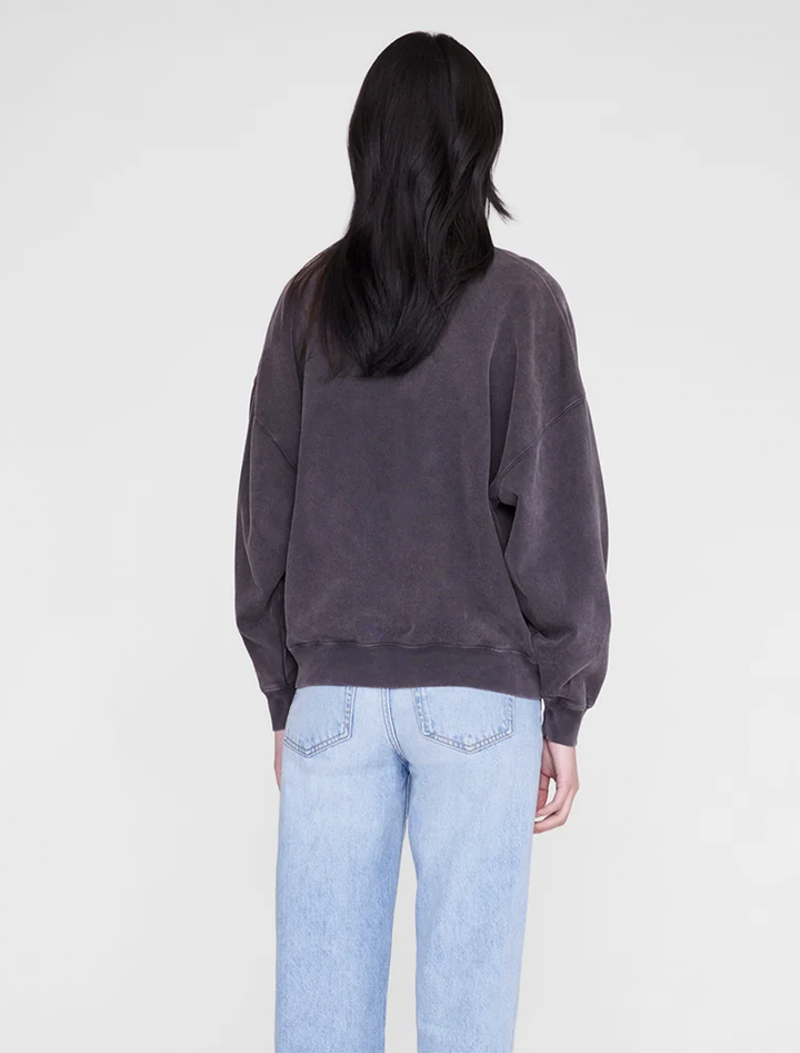 miles sweatshirt in washed black tiger bing