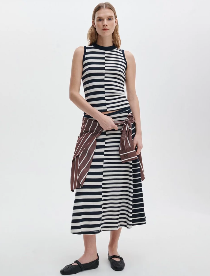 the knit mixed stripe skirt in salut navy and white