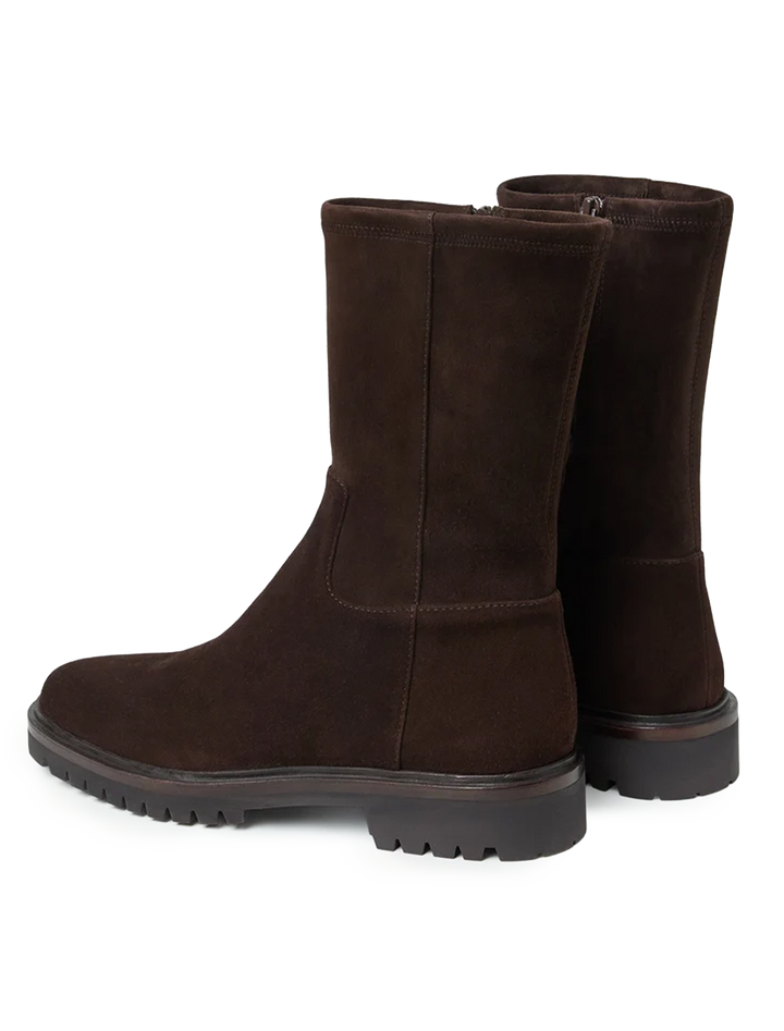 danny boots in tmoro stretch suede