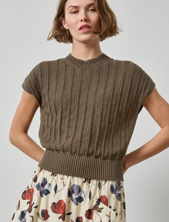 wedge sweater in olive
