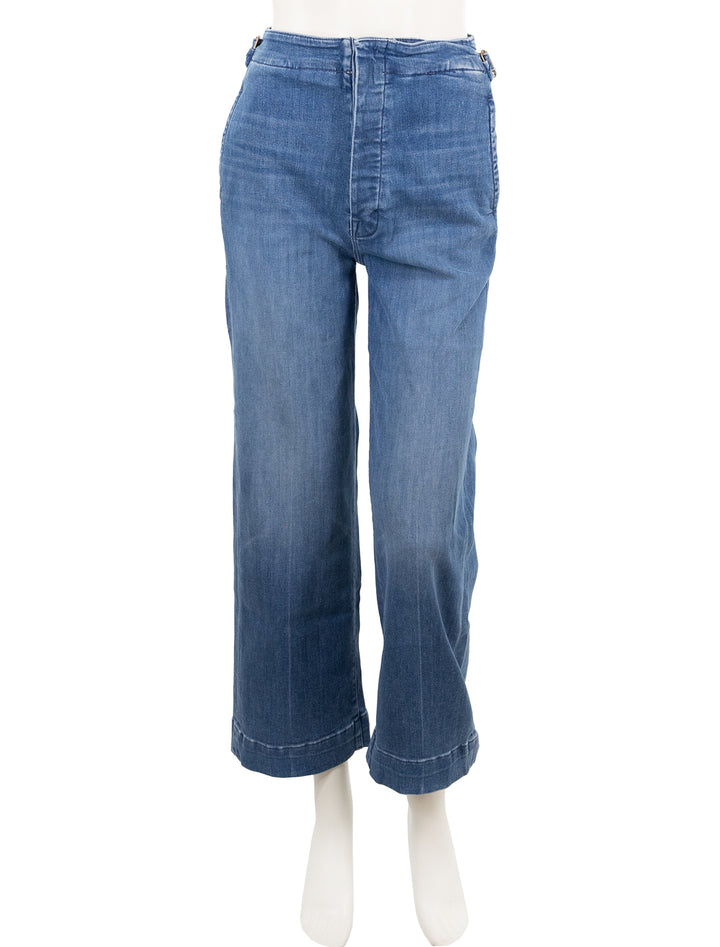front view of the cinch greaser in sorry I'm staring