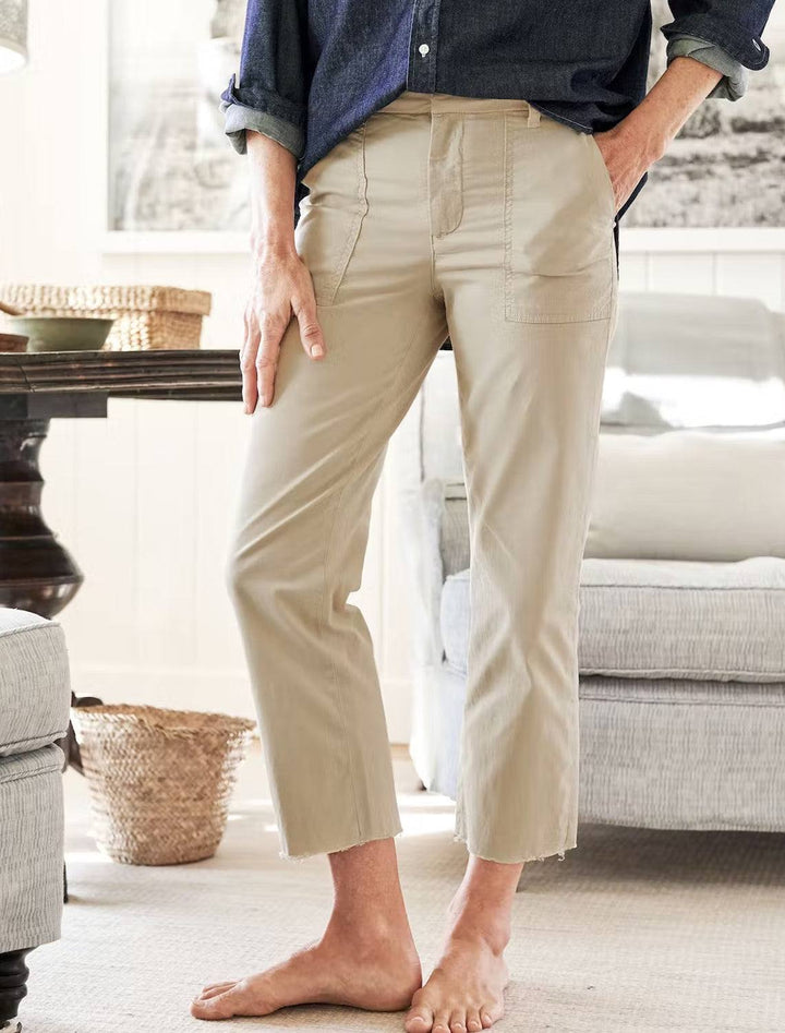 Model wearing Frank & Eileen's blackstone utility pant in khaki.