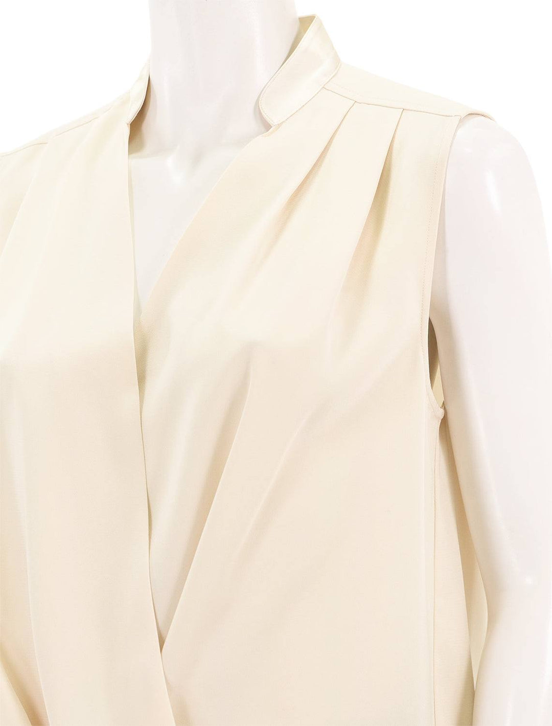 Close-up view of Rag & Bone's meredith top in ivory.