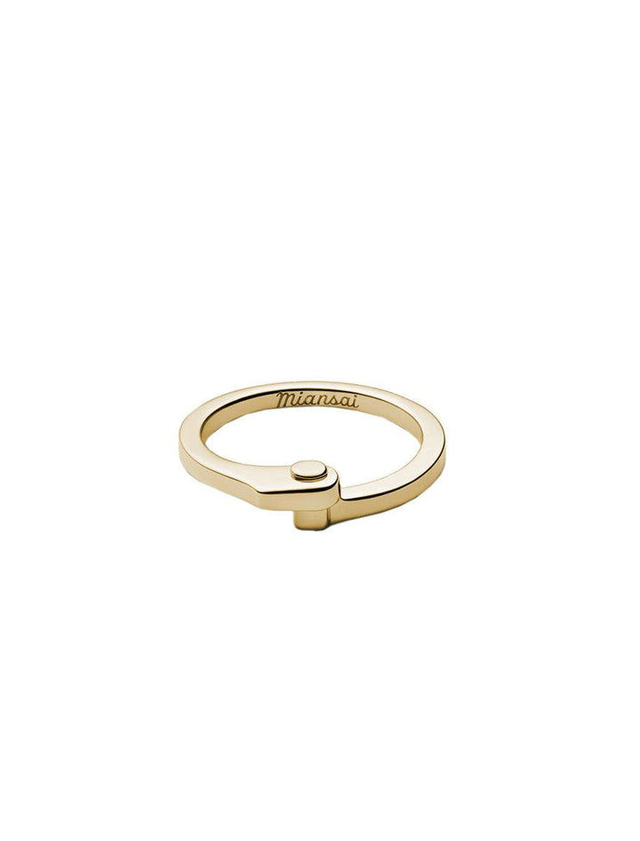 nyx ring in gold
